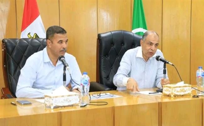 محافظ المنيا : حملات توعية وسيارات متنقلة لتلقي طلبات المواطنين في القرى