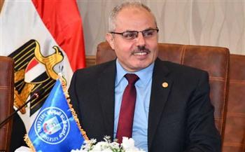 جامعة قناة السويس تعقد مجلس التعليم والطلاب للعام الدراسي الجديد
