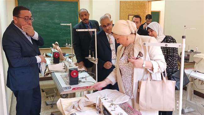 رئيسة المجلس القومي للطفولة والأمومة توجه بإعادة تشغيل مركز بحي منشأة ناصر