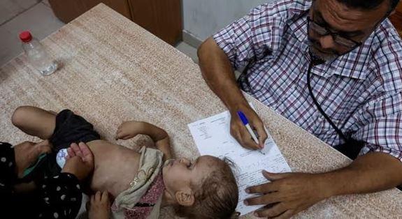 "الصحة العالمية":  قلقون بشأن إصابة أول حالة بشلل الأطفال في غزة منذ 25 عامًا