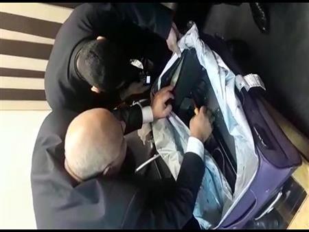 إحباط تهريب كمية من مخدر الآيس عبر مطار القاهرة الدولي