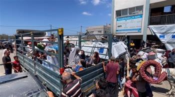 نزوح 250 ألف فلسطيني من دير البلح وخان يونس