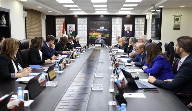 مجلس الوزراء الفلسطيني يدين استمرار هجمات المستعمرين على الشعب