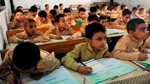 مديريات التعليم: حصر الكثافات الطلابية لوضع خطة المدارس ذات الفترتين الدراسيتين