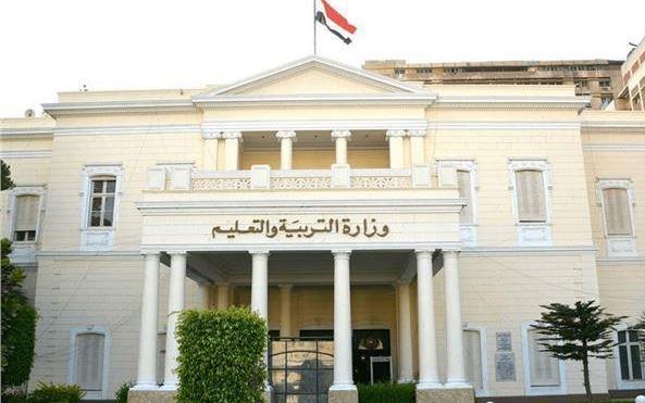 التعليم ترسل خطابا للمديريات بشأن مادة "الحاسب الآلي" بالمدارس الفنية