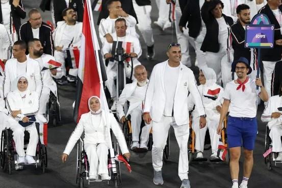 وزير الرياضة يجرى اتصالاً هاتفياً برئيس اللجنة البارالمبية للاطمئنان على البعثة المصرية
