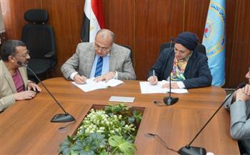 "تيودور بلهارس" يوقع مذكرة تفاهم مع جامعة ساكسوني مصر