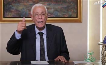 حسام موافي يحذر مرضى الكوليسترول من وجبات الدليفري .. فيديو
