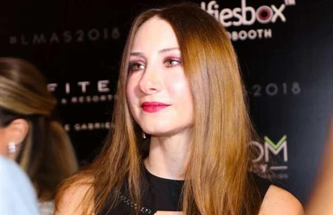 مهرجان الغردقة لسينما الشباب يكرم النجمة اللبنانية دياموند أبو عبود