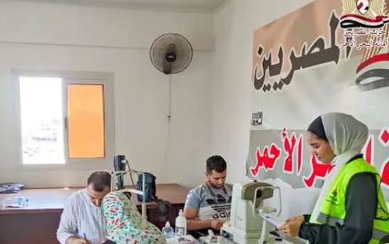 حزب "المصريين" ينظم القافلة الطبية المجانية الثامنة بالبحر الأحمر