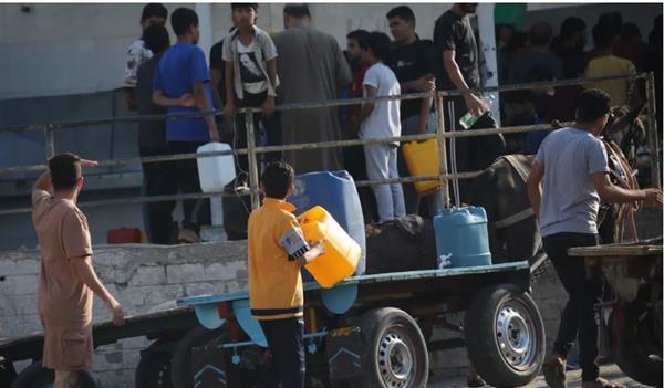 الأونروا تحذر من نقص المياه وتفاقم خطر الأمراض المعدية في غزة