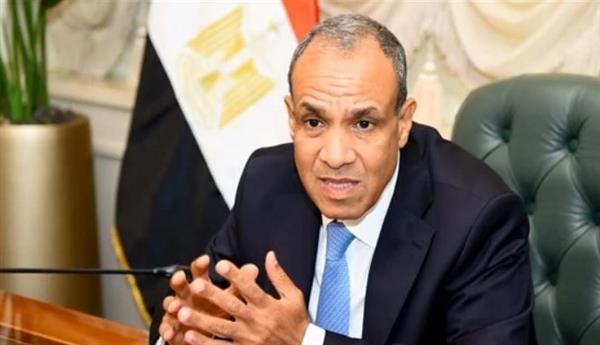 وزير الخارجية يشيد بمعرض "قومي المرأة" في مؤتمر المصريين في الخارج