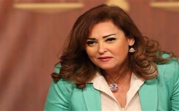   الفنانة نهال عنبر تخضع لعملية بالكتف