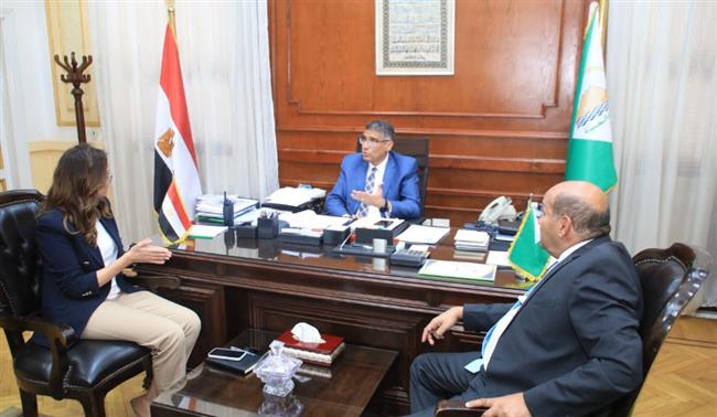 محافظ الجيزة يستقبل المنسق الوطني لمبادرة المشروعات الخضراء الذكية 