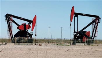   النفط يواصل تكبد خسائر فادحة بسبب مخاوف الركود وتوترات الشرق الأوسط