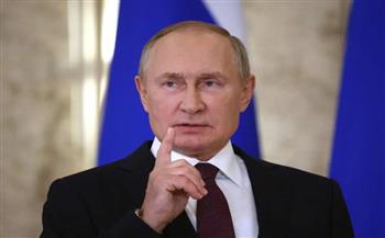 "بوتين" يطالب "خامنئي" بالرد المنضبط على إسرائيل