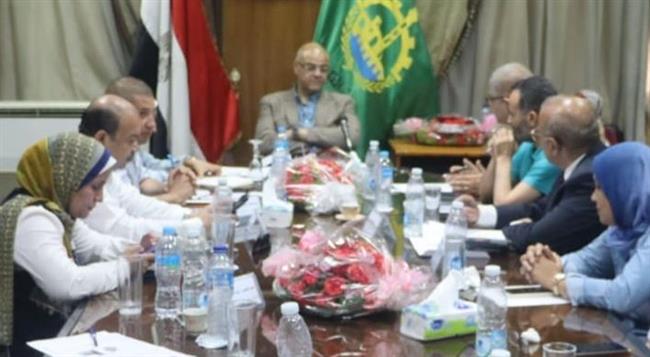 محافظ القليوبية يبحث إنشاء 3 كبارى مشاة بمحور الفريق العصار 