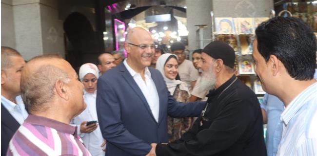 محافظ القليوبية يشارك المسيحيين فرحة مولد السيدة العذراء بمسطرد 