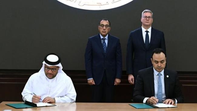 رئيس الوزراء يشهد توقيع مذكرة تفاهم مع الإمارات للتعاون في مجال البترول