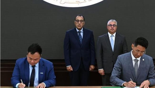 مدبولي يشهد توقيع عقد مشروع هايسنس مصر وشركة FBB TECH لتصنيع المنتجات الكهربائية