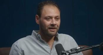   محمد علي رزق يكشف أسباب طرده لزوجته وابنه من البيت