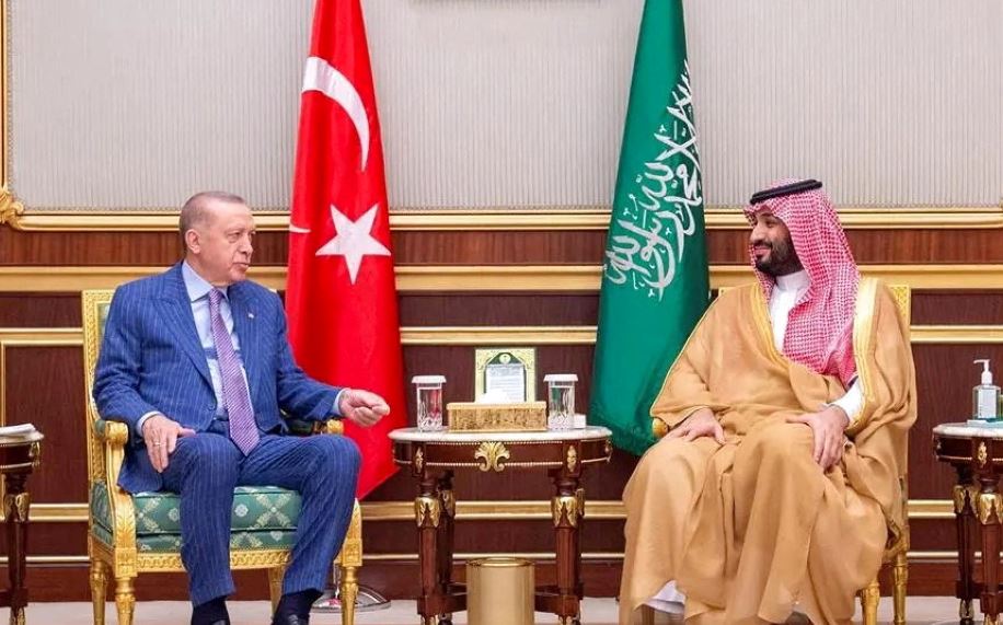 "أردوغان" يبحث مع "بن سلمان" الضغط على إسرائيل لوقف جرائهما في فلسطين