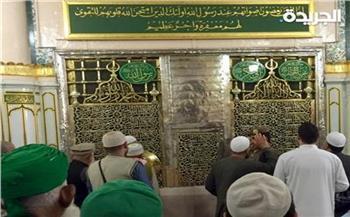 هل زيارة قبر الرسول واجبة؟