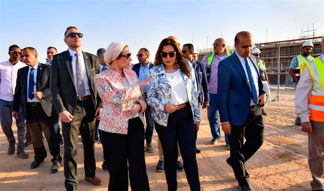فؤاد وعوض تتفقدان مراحل انشاء البنية التحتية لمدينة المخلفات بالعاشر من رمضان 