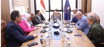 رئيس هيئة الدواء يستقبل رئيس وممثلي غرفة صناعة الأدوية ومستحضرات التجميل 
