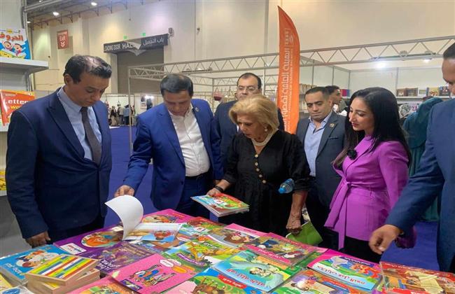 مشيرة خطاب تشيد بـ معرض العاصمة الأول للكتاب ودوره في تعزيز الوعي الثقافي