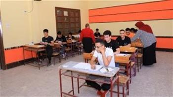 طلاب الثانوية العامة الدور الثاني يؤدون امتحانات الجيولوجيا وعلم النفس والتفاضل اليوم