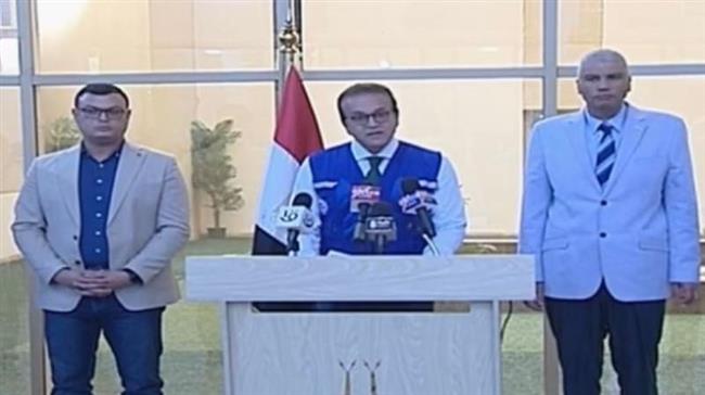 وزير الصحة من أسوان: وفاة خمس حالات ولم يتأكد ارتباطها بالنزلات المعوية