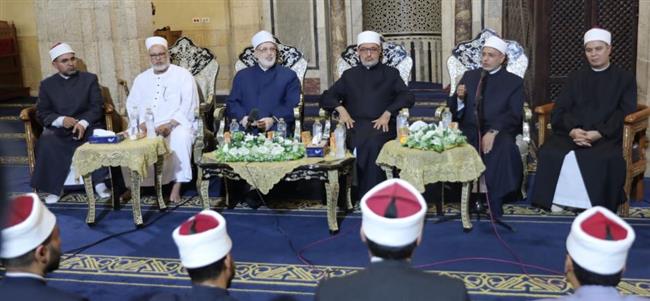 بحضور وكيل الأزهر ومفتي الديار المصرية..انطلاق احتفالية الجامع الأزهر بذكرى المولد النبوي 
