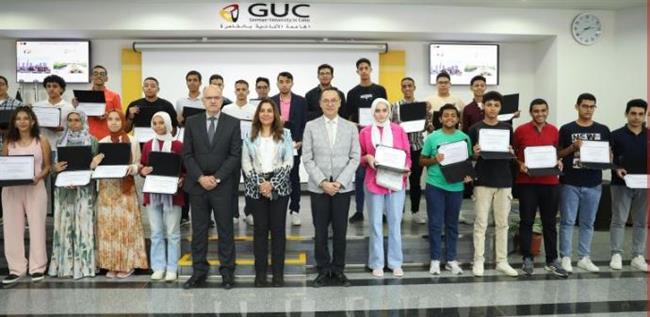 وزيرة التنمية المحلية تشهد احتفالية الجامعة الألمانية لتكريم أوائل الثانوية العامة بالمحافظات