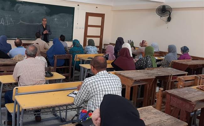 في 6 محافظات.. انطلاق الدراسة برواق الجامع الأزهر للخط العربي والزخرفة الإسلامية