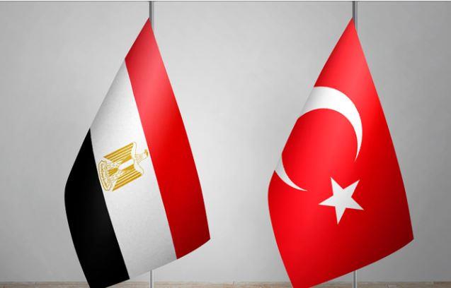 مصر وتركيا توقعان مذكرة تفاهم في الطيران المدني 