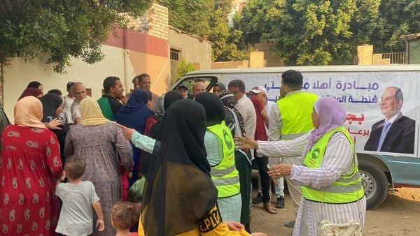 "بجنية واحد " شنطة مدرسية في مركز اوسيم 