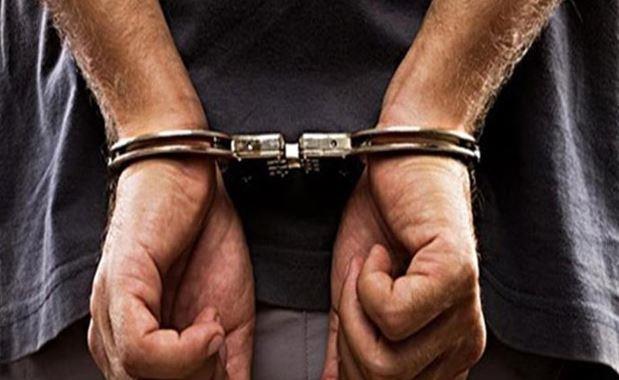 ضبط أحد الأشخاص وبحوزته 100 قطعة سلاح أبيض قبل ترويجها بالقاهرة