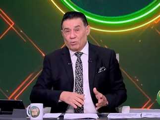 مدحت شلبي مُعلق مباراة الأهلي والزمالك في السوبر الإفريقي