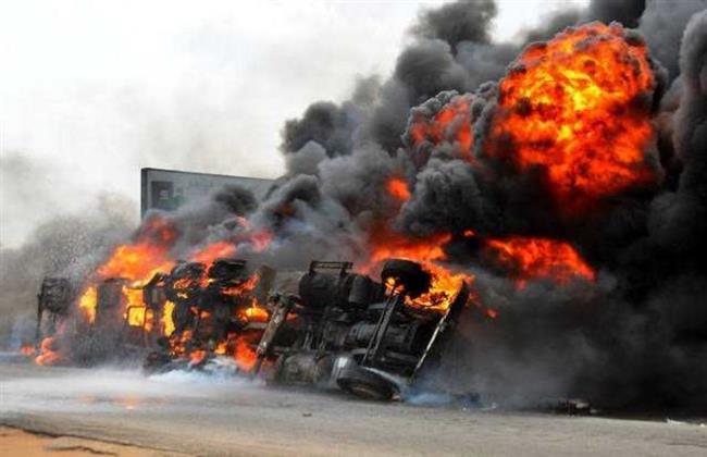 نيجيريا.. مصرع 48 شخصًا في انفجار شاحنة وقود
