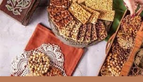 حكم شراء حلوى المولد النبوي والتهادي بها
