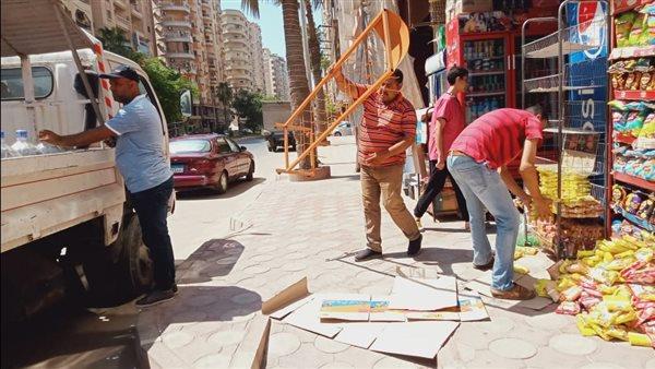 60 محضرا وإنذارا في حملة بشوارع العجمي بالإسكندرية 