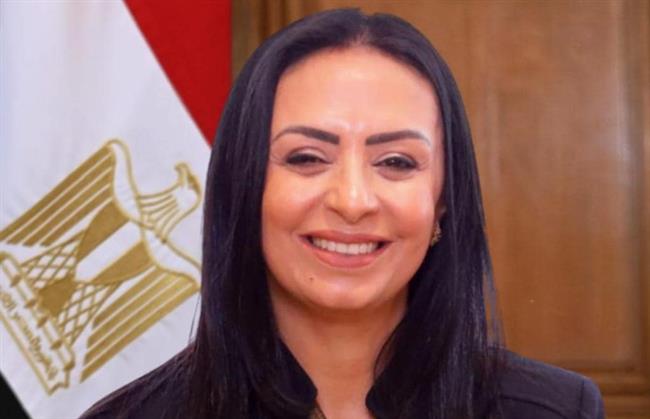 وزيرة التضامن تصدر قراراً بتكليف الدفعة "103" من خريجي الجامعات لأداء الخدمة العامة