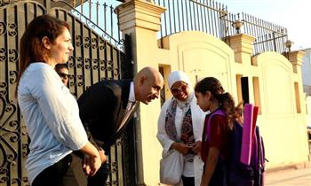   وزير التعليم يجري زيارة لمدرسة النيل الدولية للاطمئنان على انتظام العملية التعليمية