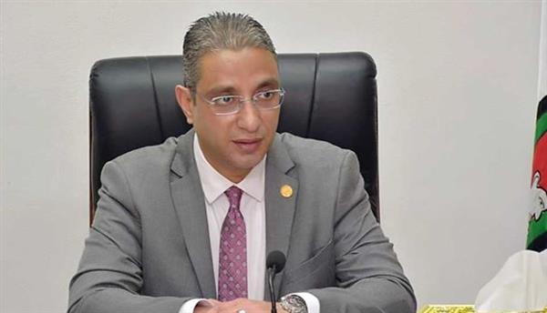 محافظ الفيوم يستعرض آليات تنفيذ الهوية العمرانية للمحافظة
