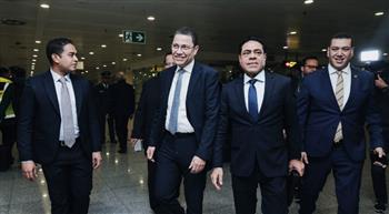   مسئولو السفارة المصرية بالجزائر يستقبلون بعثة الأهلي