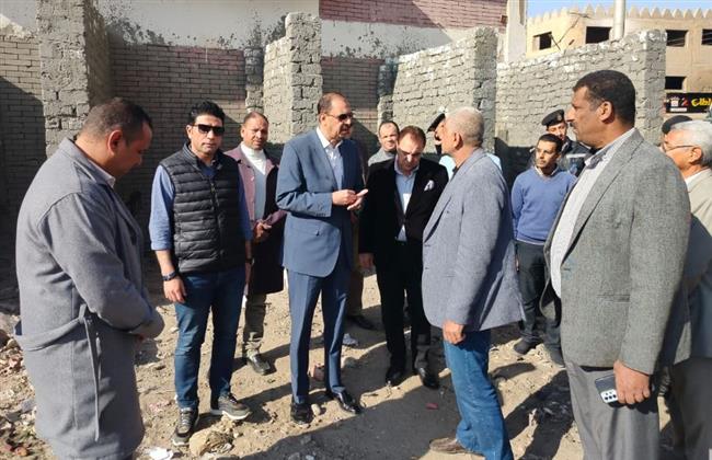 محافظ سوهاج يتفقد أعمال إنشاء السوق الجديد بمدينة طما