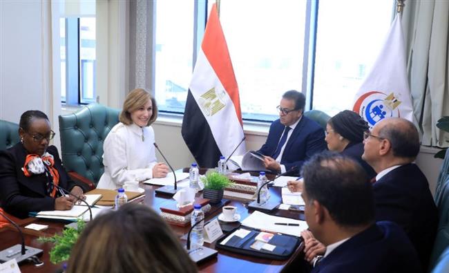 وزير الصحة يبحث مع رئيسة معهد صحة المرأة بالولايات المتحدة سبل التعاون