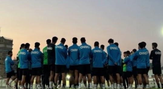 جروس يجتمع مع لاعبي الزمالك استعدادا لـ بلاك بولز بالكونفدرالية