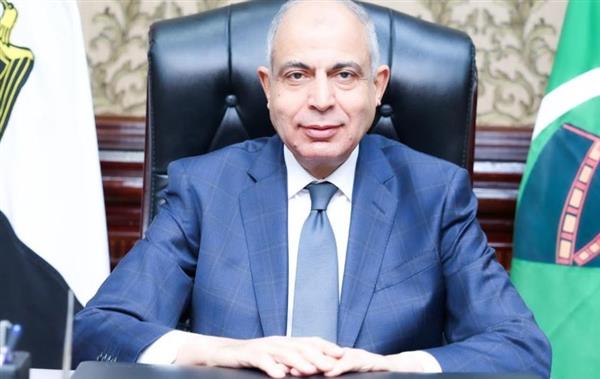 محافظ المنيا يعلن الاستعداد لأداء امتحانات الفصل الدراسي الأول داخل 2110 مدارس